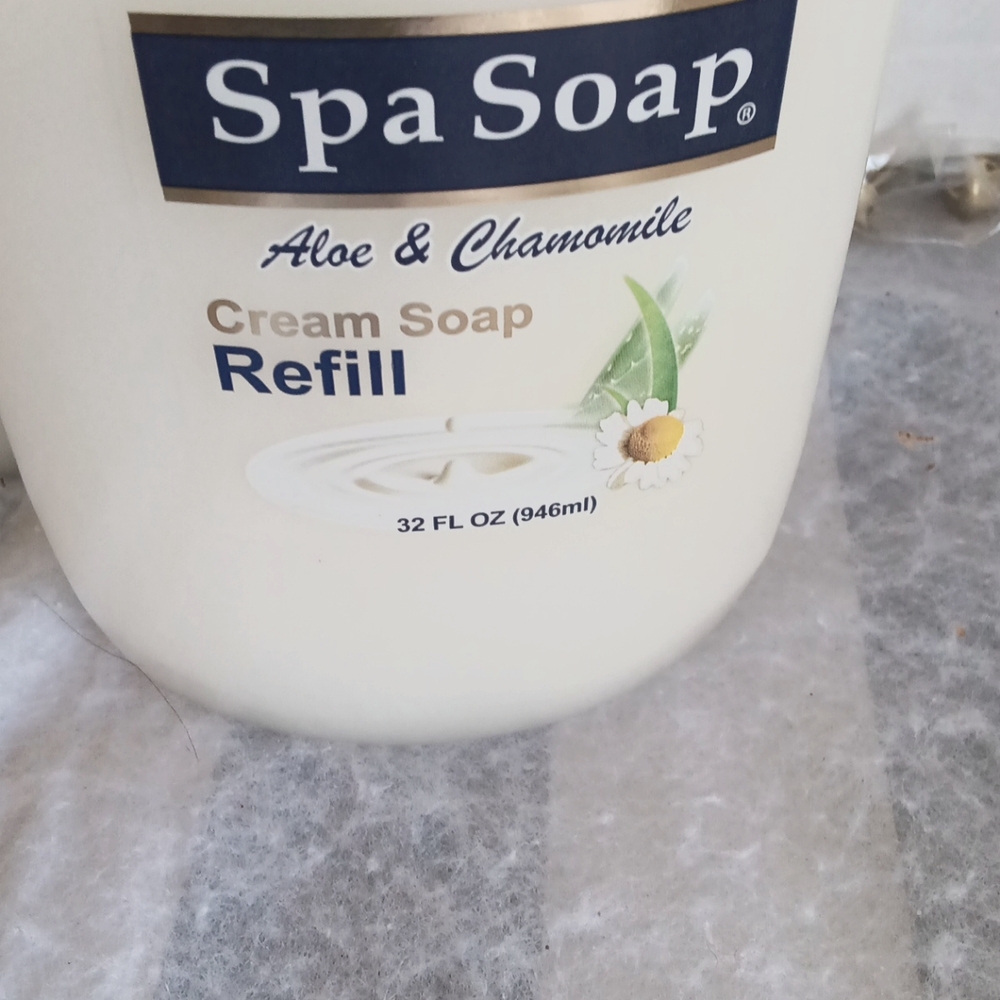 Moisturizing Spa Soap Aloe Chamomile cream Liquid Hand Jumbo 32 OZ refill Family